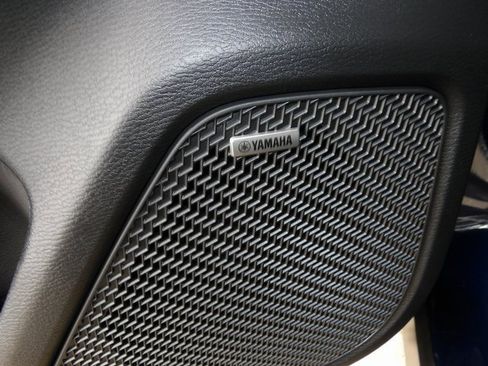 New 2025 Mitsubishi Outlander SE image 20