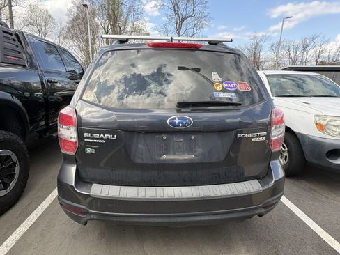 Used 2016 Subaru Forester 2.5i Premium image 5