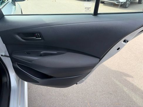 Used 2025 Toyota Corolla LE FWD image 16