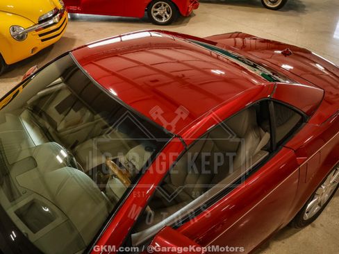 Used 2005 Cadillac XLR RWD image 18