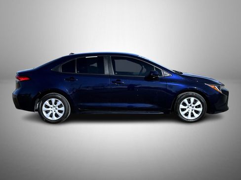 Used 2023 Toyota Corolla LE image 4