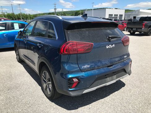 Used 2022 Kia Niro EX Premium FWD image 3