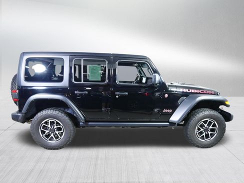 Used 2024 Jeep Wrangler Unlimited Rubicon AWD/4WD image 8