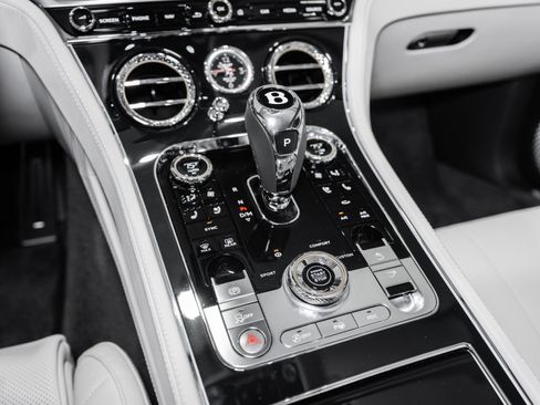 Certified 2023 Bentley Continental GT V8 AWD/4WD image 34
