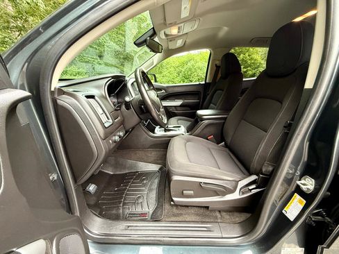 Used 2018 Chevrolet Colorado LT w/ LT Convenience Package image 13