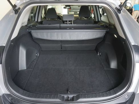 Used 2025 Toyota RAV4 XLE AWD/4WD image 15