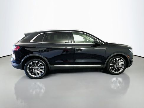 Used 2022 Lincoln Nautilus Reserve AWD/4WD image 8