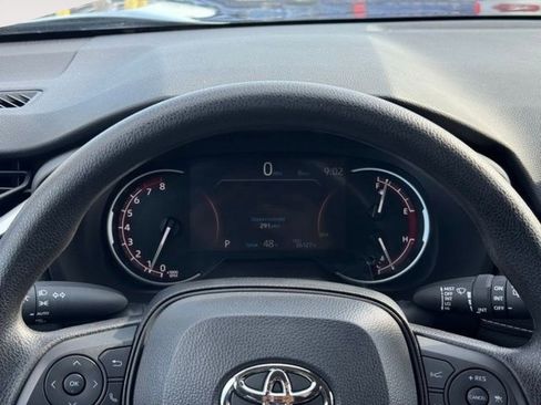 Certified 2025 Toyota RAV4 XLE AWD/4WD image 28
