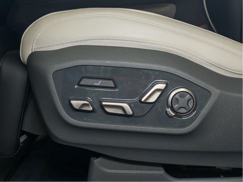 Used 2024 Kia EV9 GT-Line AWD/4WD image 5