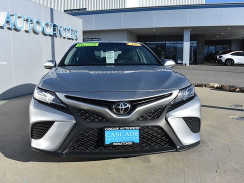 Used 2019 Toyota Camry SE image 10