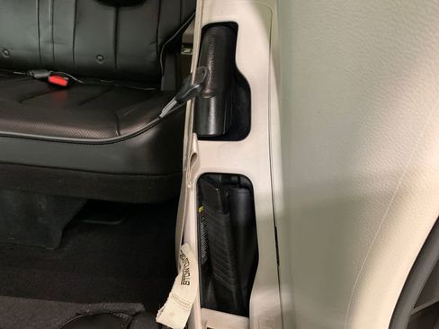 Used 2020 Chrysler Pacifica Limited image 20