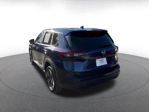 Used 2025 Nissan Rogue SV image 11