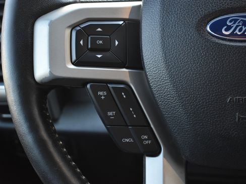 Used 2019 Ford F150 Lariat w/ Equipment Group 502A Luxury image 22