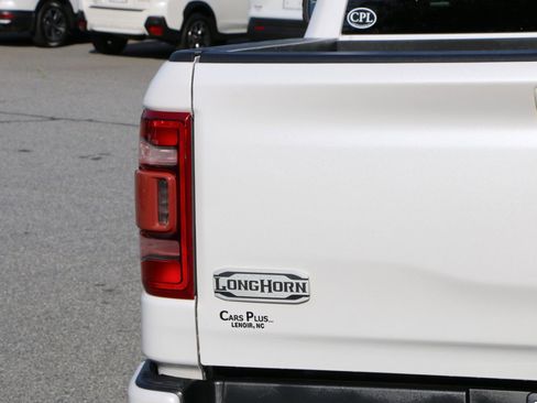 Used 2019 RAM 1500 Limited w/ Body Color Bumper Group RWD image 6