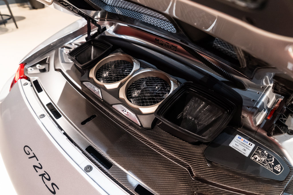Used 2018 Porsche 911 GT2 RS RWD image 55