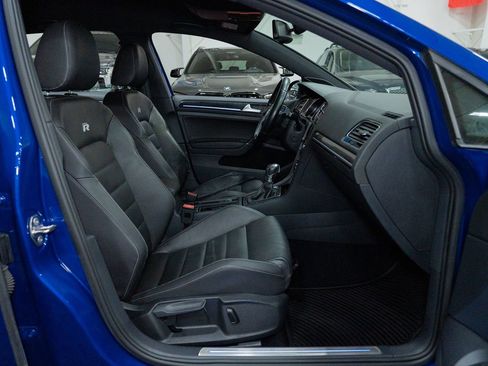 Used 2015 Volkswagen Golf R 4-Door AWD/4WD image 28