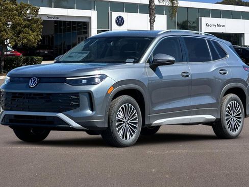 New 2025 Volkswagen Tiguan S image 8