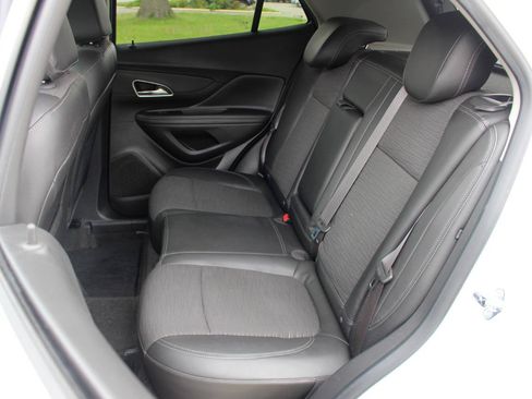 Used 2016 Buick Encore Convenience FWD image 31