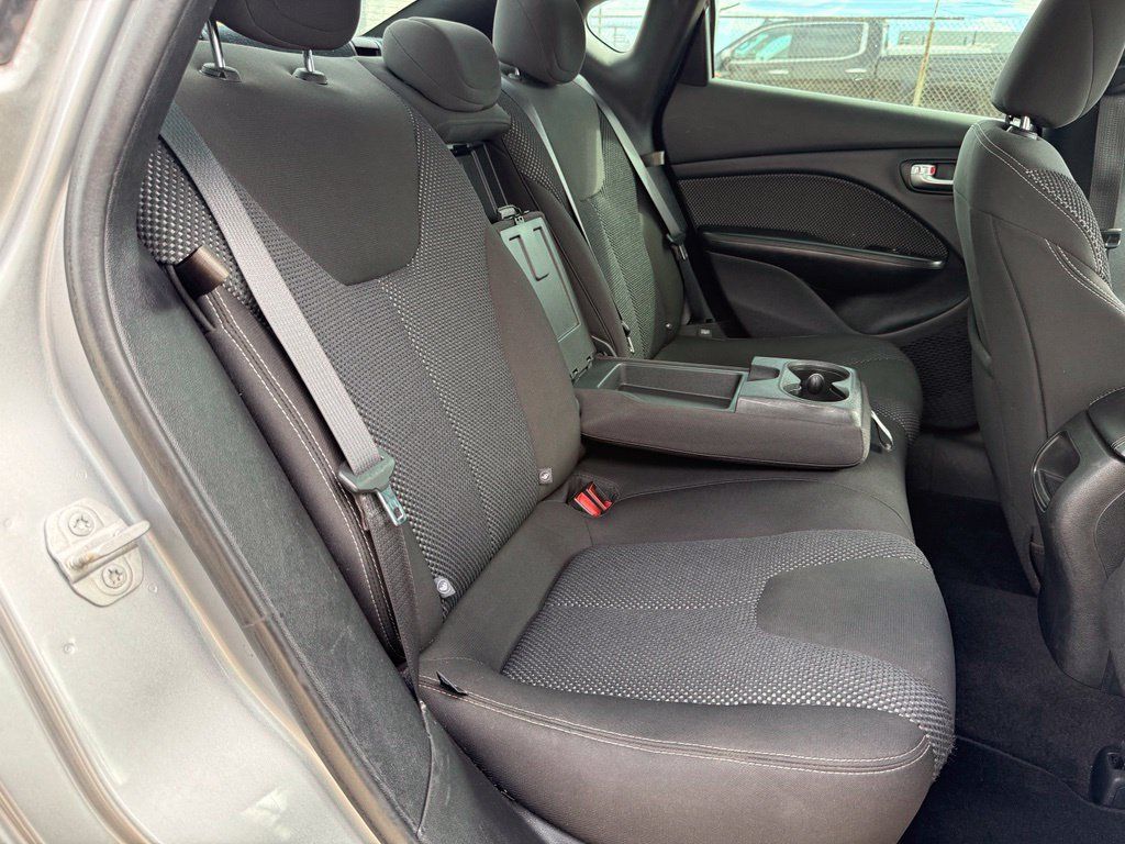 Used 2016 Dodge Dart SXT FWD image 21