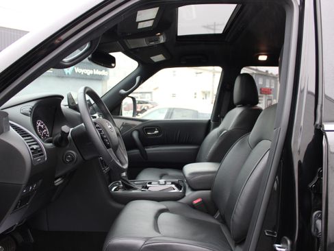 Certified 2024 Nissan Armada SL w/ Midnight Edition Package image 17