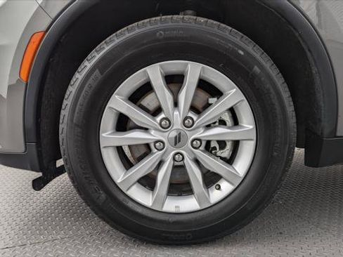 Used 2023 Dodge Durango SXT image 29