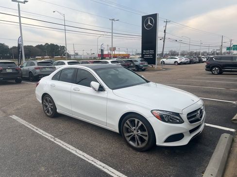 Certified 2017 Mercedes-Benz C 300 Sedan image 2