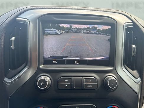 Used 2021 Chevrolet Silverado 1500 RST w/ Convenience Package II AWD/4WD image 9