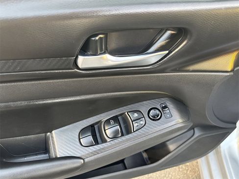 Used 2021 Nissan Altima 2.5 S image 15