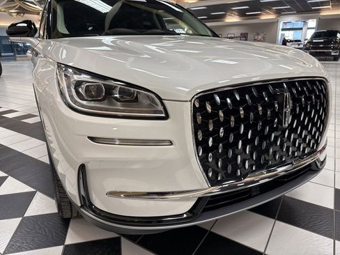 Certified 2023 Lincoln Corsair Reserve image 26