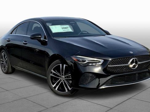 Used 2025 Mercedes-Benz CLA 250 CLA 250 image 2