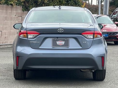 Used 2026 Toyota Corolla LE FWD image 7