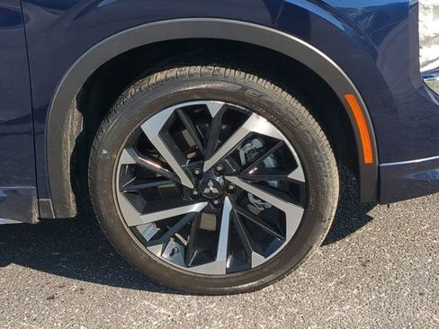 Used 2023 Mitsubishi Outlander SE AWD/4WD image 10