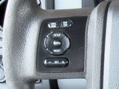Used 2011 Ford F250 XL w/ Skid Plate Pkg AWD/4WD image 15