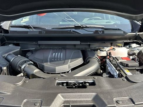 New 2026 GMC Acadia AT4 w/ Super Cruise Package AWD/4WD image 25
