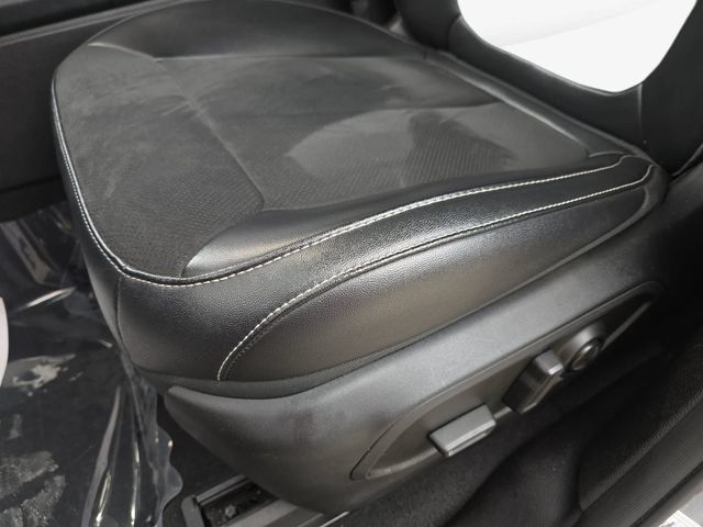 Used 2023 Jeep Grand Cherokee L Laredo AWD/4WD image 28