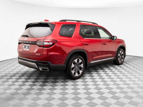 New 2026 Honda Pilot Touring image 6