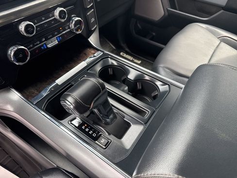 Used 2023 Ford F150 Lariat w/ Trailer Tow Package image 31