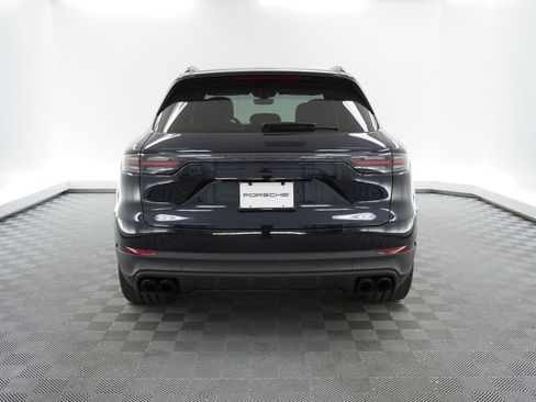 Certified 2023 Porsche Cayenne S AWD/4WD image 10