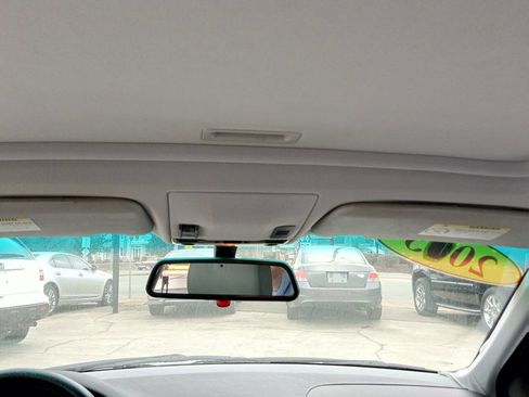 Used 2003 BMW 325i Sedan image 12