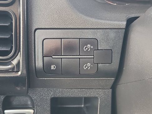 Used 2025 RAM ProMaster 2500 w/ Convenience Group FWD image 16