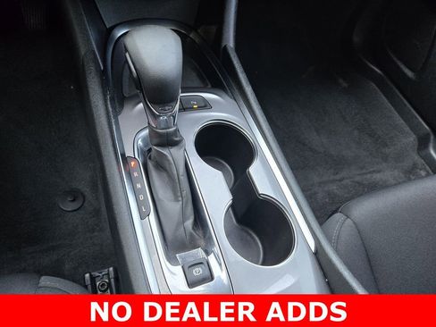 Used 2024 Chevrolet Malibu LT image 17