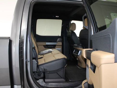 New 2026 Ford F250 Lariat w/ Chrome Package image 34