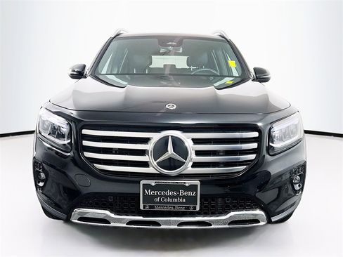 Used 2024 Mercedes-Benz GLB 250 image 2