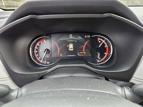 Used 2025 Toyota RAV4 XLE image 28