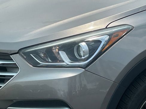 Used 2018 Hyundai Santa Fe Sport AWD/4WD image 13