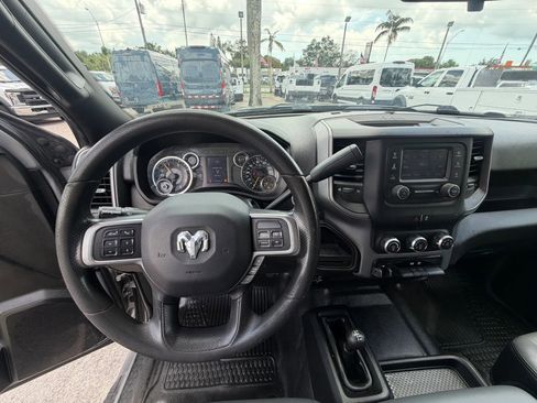 Used 2021 RAM 3500 4x4 Crew Cab Tradesman DRW image 13