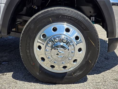 New 2026 RAM 5500 Tradesman w/ Chrome Appearance Group AWD/4WD image 11