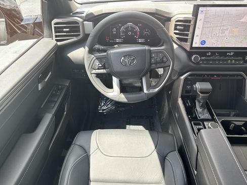 Used 2026 Toyota Tundra Limited AWD/4WD image 12