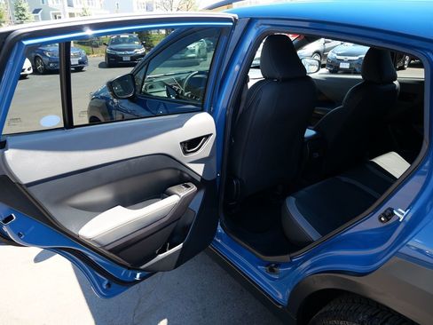 Used 2024 Subaru Crosstrek 2.5i Wilderness w/ Crosstrek Mirror Package AWD/4WD image 28