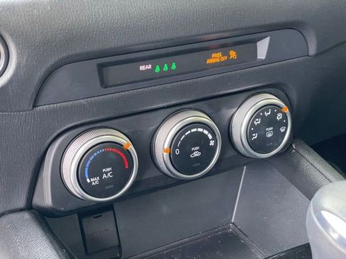 Used 2018 MAZDA CX-5 Sport image 18